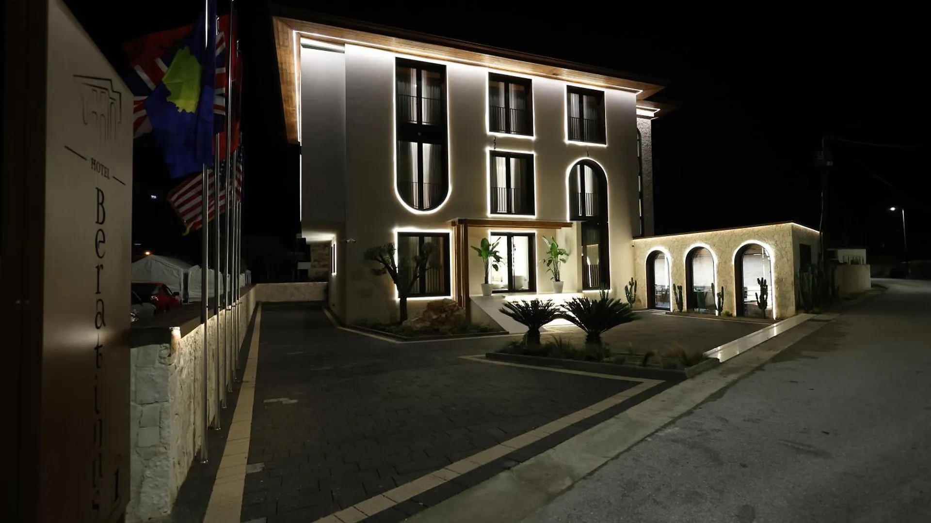 Beratinus1 Hotel 4*, Berat Albania