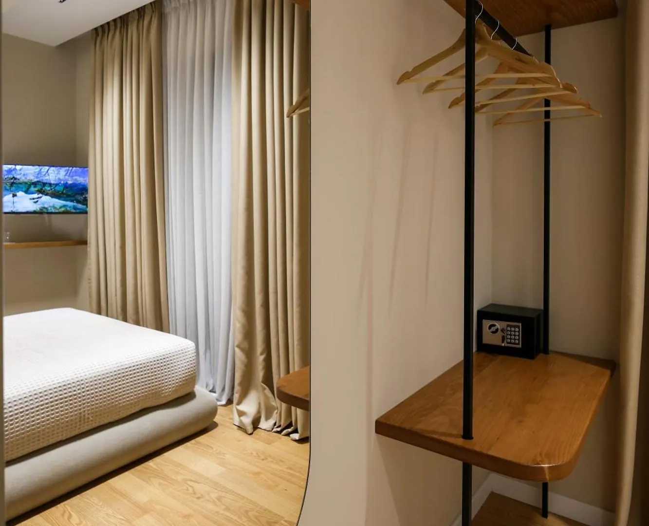 ****  Beratinus1 Hotel Albania