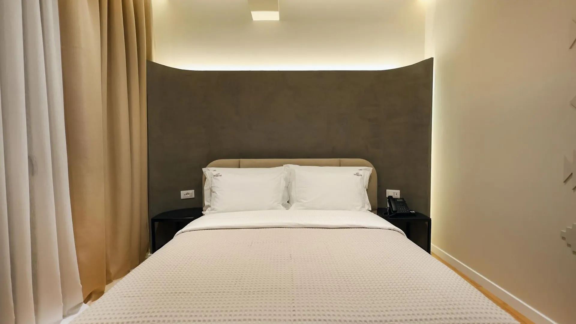 Beratinus1 Hotel 4*, Berat