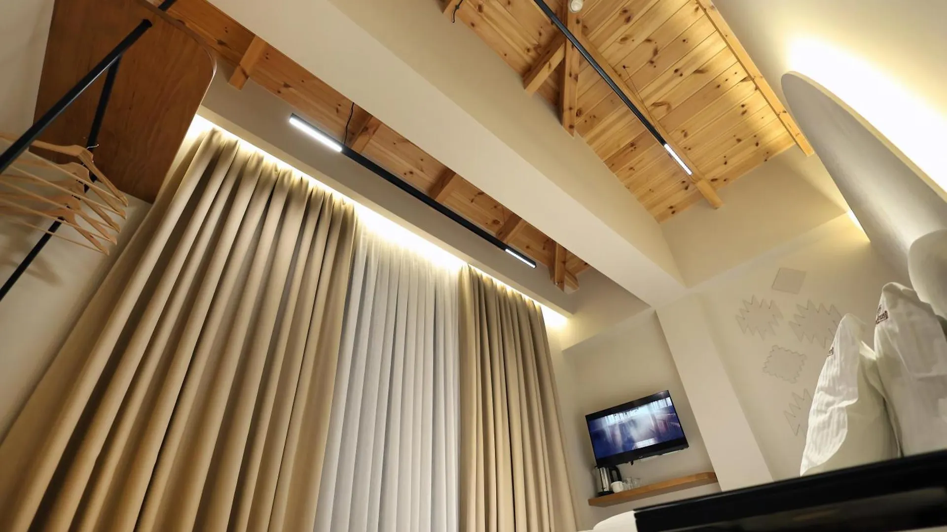 Beratinus1 Hotel 4*, Berat Albania