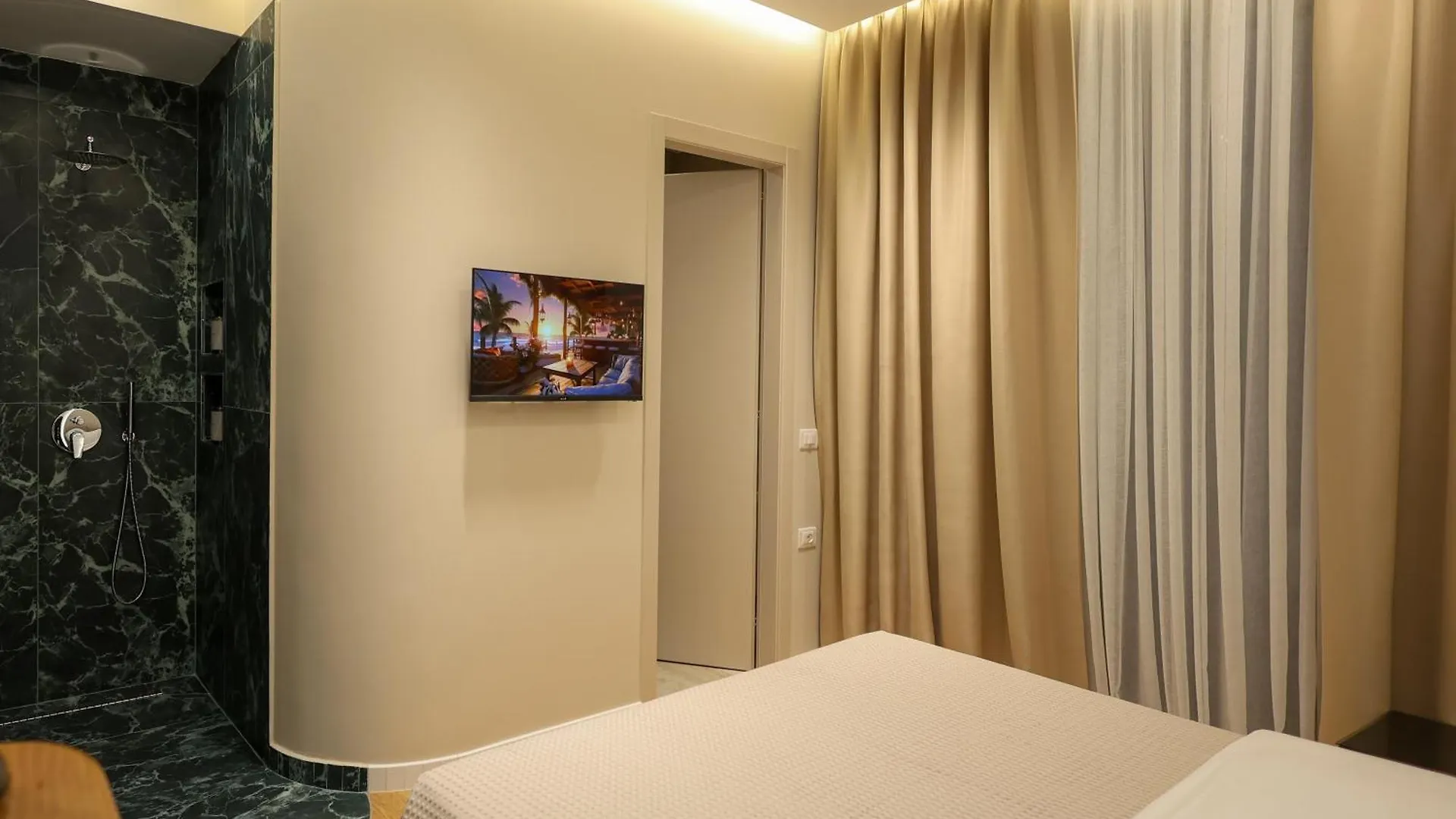 Beratinus1 Hotel Albania